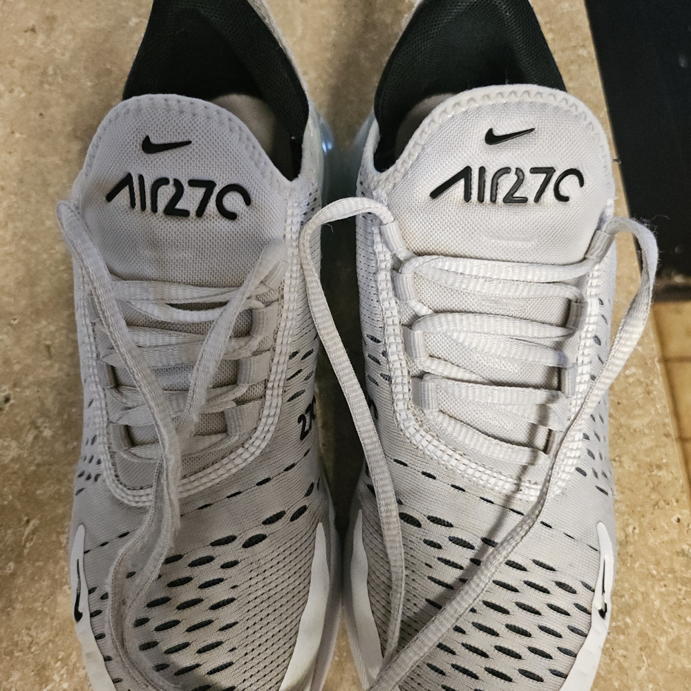 Nike Air 270 Women's Athletic Shoes in Gray and Black